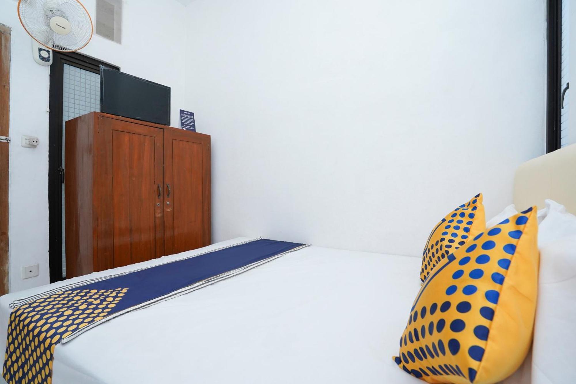 Spot On 2479 Berkah Residence Syariah Gresik Ngoại thất bức ảnh