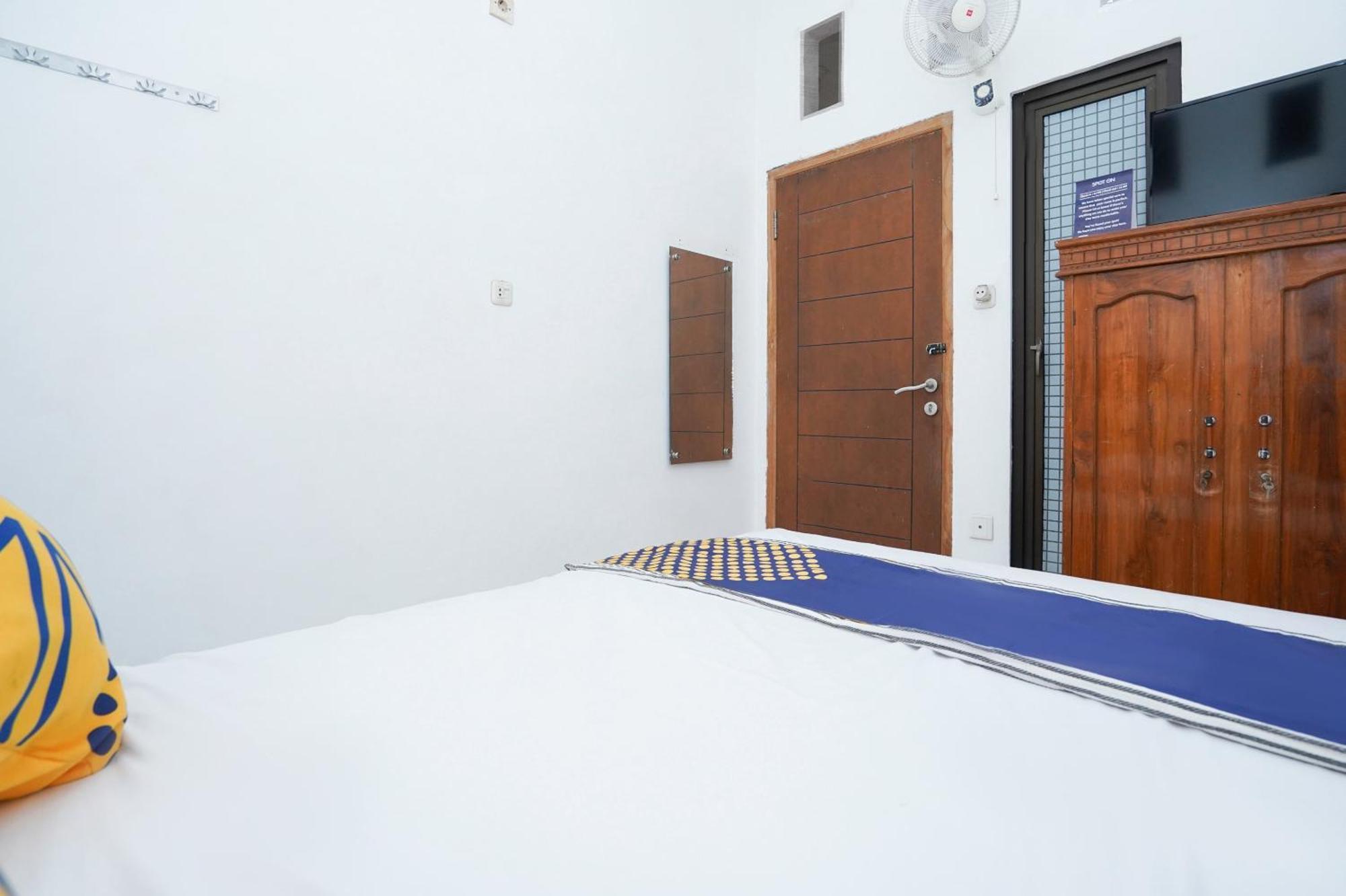 Spot On 2479 Berkah Residence Syariah Gresik Ngoại thất bức ảnh