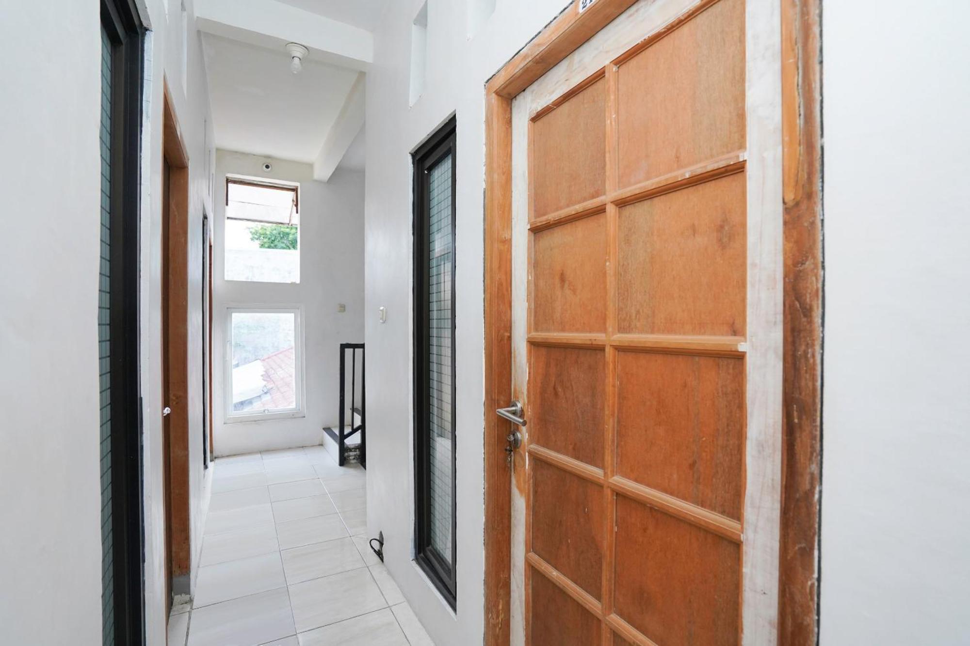 Spot On 2479 Berkah Residence Syariah Gresik Ngoại thất bức ảnh